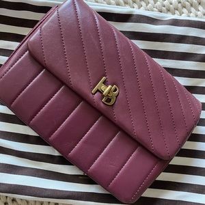Henri Bendel 712 Wallet on Chain
